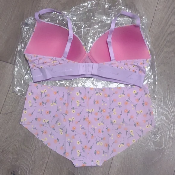 Victoria secret -Purple Petal Bra-38C & Matching Pantie-XXL